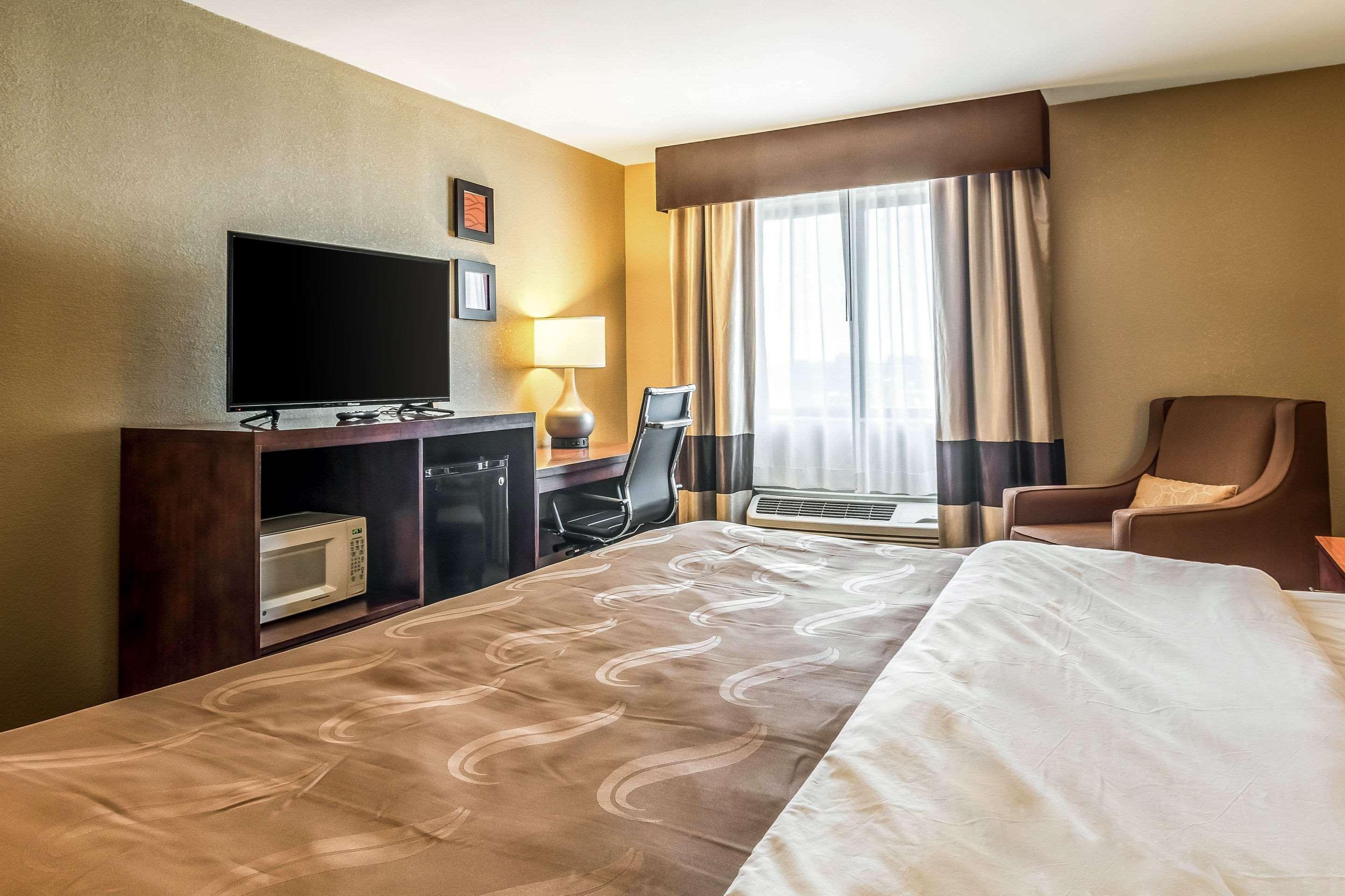 Quality Inn & Suites Salem Near I-57 Экстерьер фото